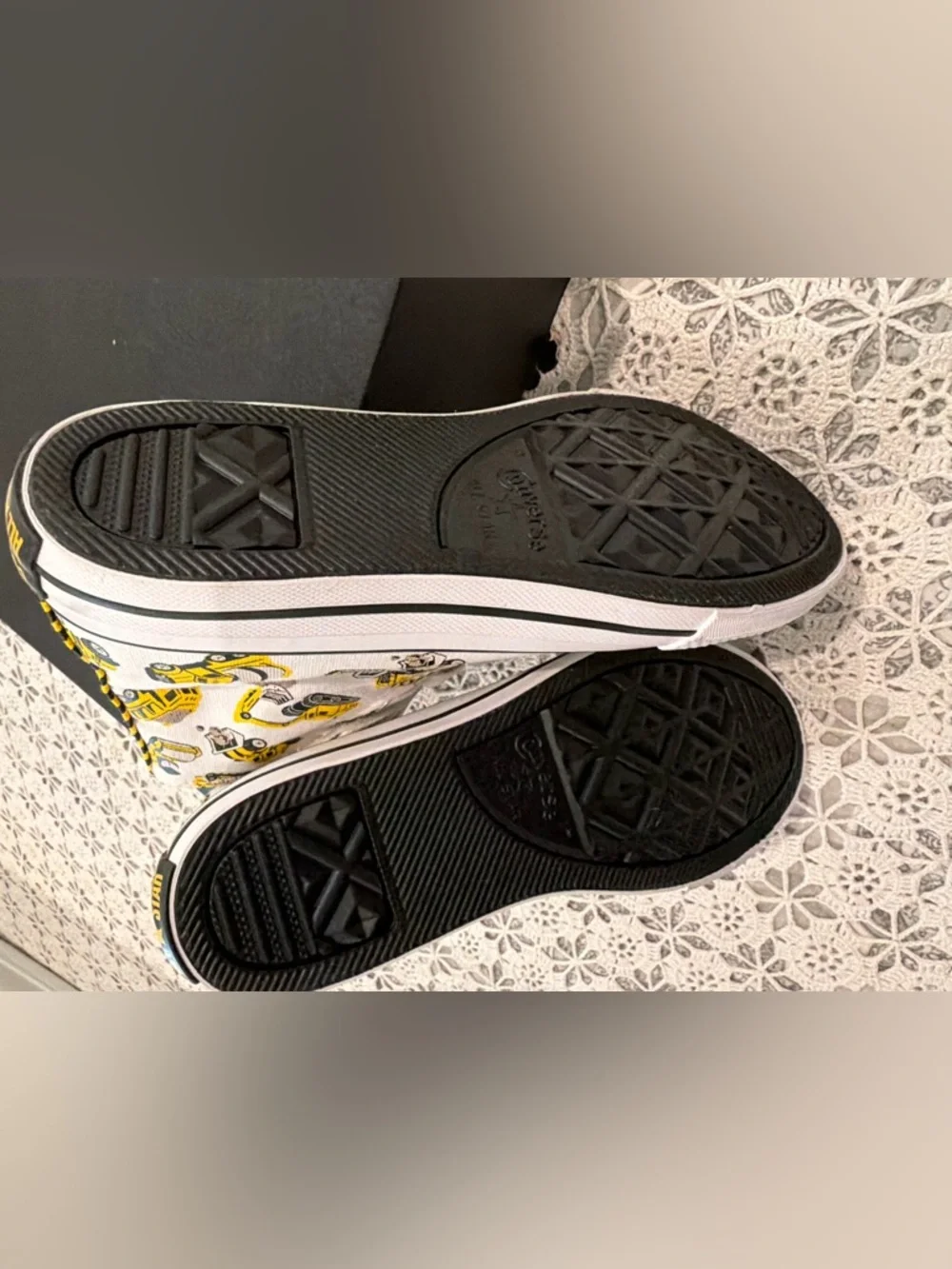 Converse new white